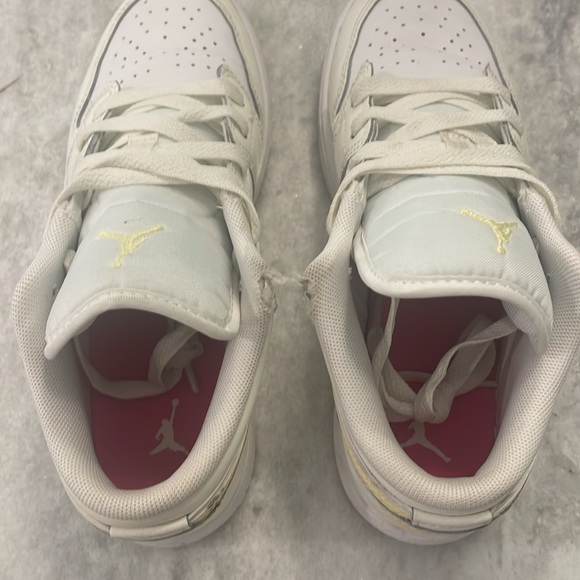 Jordan 1 - Picture 3 of 8